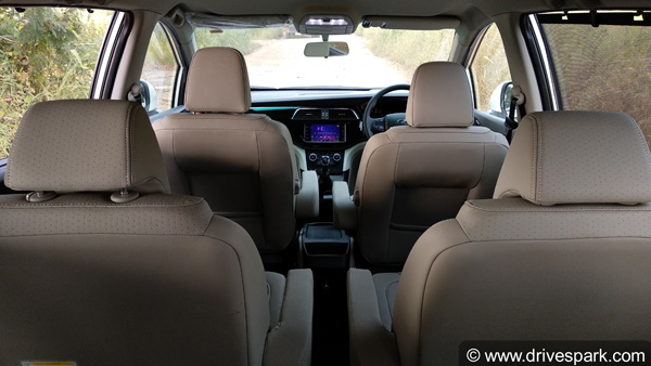 महिंद्रा अपनी एमपीवी मराजो के पेट्रोल वैरिएंट को जल्द उतारेगी बाजार में