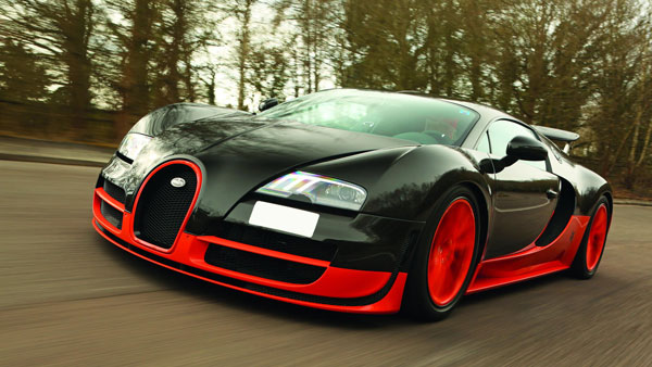 ये हैं दुनिया की 8 सबसे तेज रफ्तार कार, प्रति घंटा स्पीड जानकर उड़ जाएंगे होश