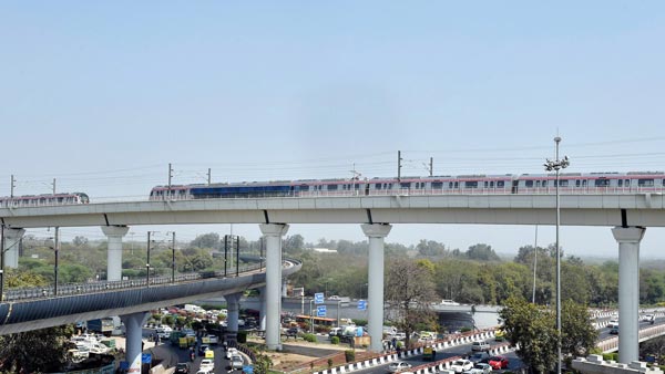 मेट्रो ट्रेन कांटेक्टलेस स्मार्ट कार्ड जानकारी मेट्रो ट्रेन कांटेक्टलेस स्मार्ट कार्ड जानकारी