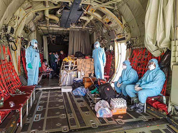 रक्षा मंत्रालय: भारतीय वायु सेना ने लॉकडाउन में 600 टन चिकित्सा उपकरण एवं आवश्यक वस्तुएं पहुंचाईं