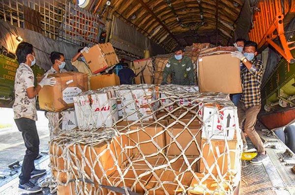 रक्षा मंत्रालय: भारतीय वायु सेना ने लॉकडाउन में 600 टन चिकित्सा उपकरण एवं आवश्यक वस्तुएं पहुंचाईं