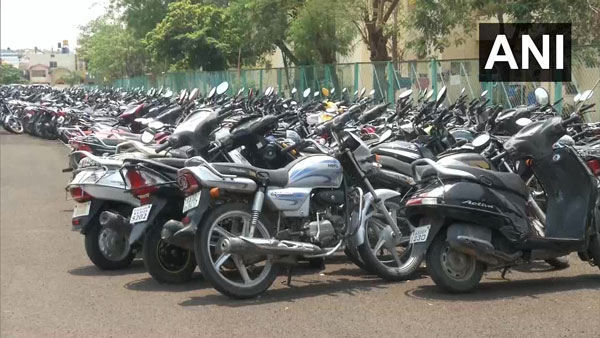 कलबुर्गी पुलिस लॉकडाउन तोड़ने जुर्म में 4200 वाहन जब्त जानकारी