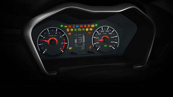 महिंद्रा केयूवी100 एनएक्सटी को चार वैरिएंट में किया गया पेश, जानिए क्या हैं नए फीचर्स