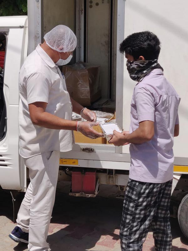 मारुति सीट निर्माता ने हरियाणा सरकार को 10 लाख मास्क देना किया शुरू मारुति सीट निर्माता ने हरियाणा सरकार को 10 लाख मास्क देना किया शुरू