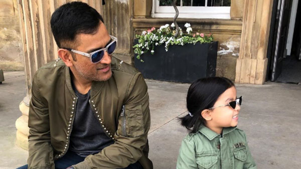 बेटी जीवा के साथ बाइक पर सैर करते दिखे एमएस धोनी, पत्नी साक्षी ने शेयर किया वीडियो