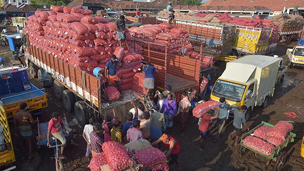 लॉकडाउन में अपने घर पहुंचने के लिए एक व्यक्ति ने अपनाया यह तरीका, खर्च के किए 3 लाख से ज्यादा रुपये