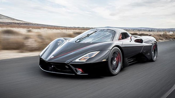 ये हैं दुनिया की 8 सबसे तेज रफ्तार कार, प्रति घंटा स्पीड जानकर उड़ जाएंगे होश