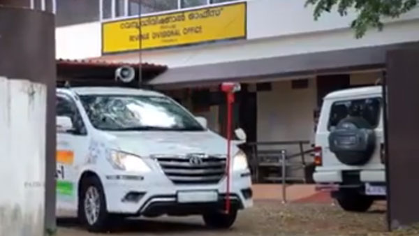 टोयोटा इनोवा क्रिस्टा को किया मॉडिफाई, कोरोना संक्रमित इलाकों की स्क्रीनिंग के लिए हो रही इस्तेमाल