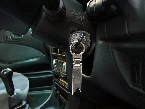 How To Push Start A Car: इस तरह लगाएंगे धक्का तो चालू हो जाएगी कार, जानें टिप्स