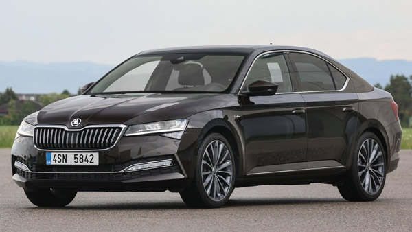 New Skoda Cars Coming To India: स्कोडा कैरोक, सुपर्ब फेसलिफ्ट व रैपिड 1.0 टीएसआई 26 को होंगी लॉन्च