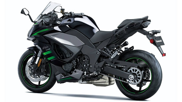 Kawasaki Ninja 1000SX BS6 Launched: कावासाकी निंजा 1000एसएक्स बीएस6 भारत लॉन्च कीमत 10.79 लाख रुपये