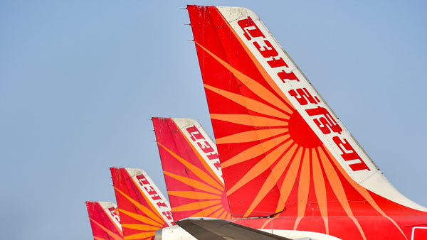 Air India Opens Booking For Evacuation Flights: एयर इंडिया ने बचाव उड़ानों के लिए टिकट बुकिंग की शुरू