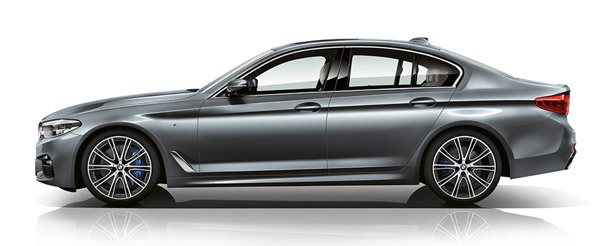 Poonam Pandey Violates Lockdown: पूनम पांडे ने कोविड-19 लॉकडाउन तोड़ा, बीएमडब्ल्यू में बेवजह कर रही थी सफर