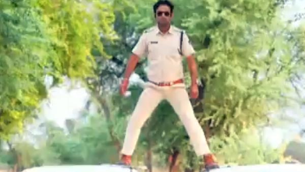 Cop Recreates Singham Movie Stunt In MP: पुलिस वाला कार पर चढ़ कर बन रहा था सिंघम, लगा सिर्फ 5000 रुपये का फाइन