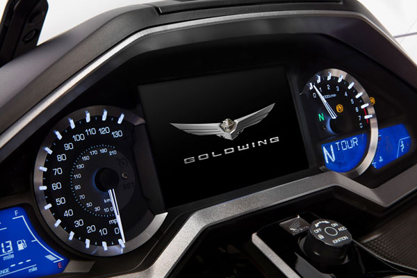 Honda GoldWing With Android Auto: होंडा गोल्ड विंग को एंड्रॉयड ऑटो कनेक्टिविटी के साथ करेगी पेश