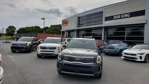 अमेरिका में 19 चोरों ने चुराई 46 कारें, 9 साल को सबसे छोटा चोर