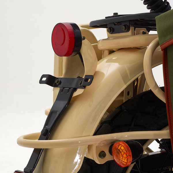 Mash Desert Force 400 Unveiled: मैश डेजर्ट फोर्स 400 बाइक हुई पेश, राॅयल एन्फील्ड क्लासिक 350 को देगी टक्कर