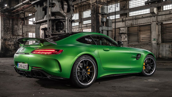 2020 Mercedes-AMG GT-R Launched In India: नई मर्सिडीज-एएमजी जीटी आर भारत में हुई लॉन्च