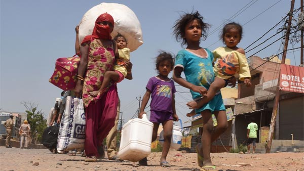 Mahindra To Help Migrant Workers: महिंद्रा प्रवासी मजदूरों को पहुंचाएगी घर, इन राज्यों में शुरु होगा अभियान