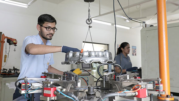 Auto Component Makers Resume Operations: ऑटो कम्पोनेंट कंपनियों ने दोबारा शुरू किया उत्पादन