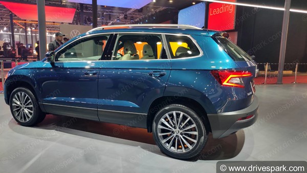 Skoda Karoq Spied: स्कोडा कैरोक लॉन्च के पहले आई नजर, जाने क्या वैरिएंट व फीचर्स