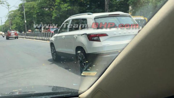 Skoda Karoq Spied: स्कोडा कैरोक लॉन्च के पहले आई नजर, जाने क्या वैरिएंट व फीचर्स