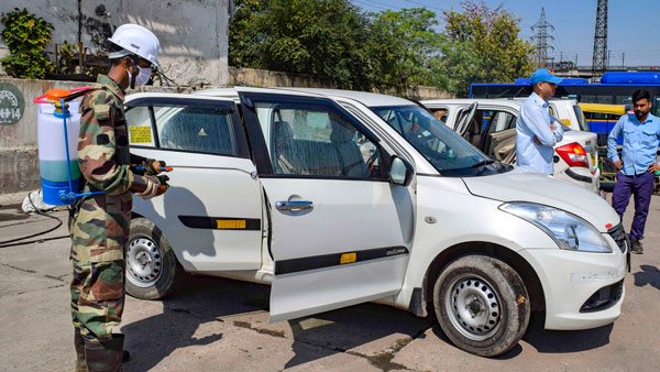 UP Govt To Charge 10,000 For A Cab: दिल्ली आने वाले यात्रियों को टैक्सी के लिए देने होंगे 10,000 रुपये