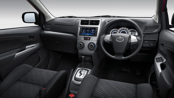 Toyota C-MPV India Launch Revealed: टोयोटा जल्द ही भारत में लाॅन्च करेगी सी-एमपीवी, जानें क्या हैं फीचर्स