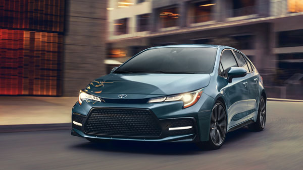 Toyota Two New Hybrid Car: टोयोटा 18 मई को पेश करेगी अपनी दो नई हाइब्रिड कार