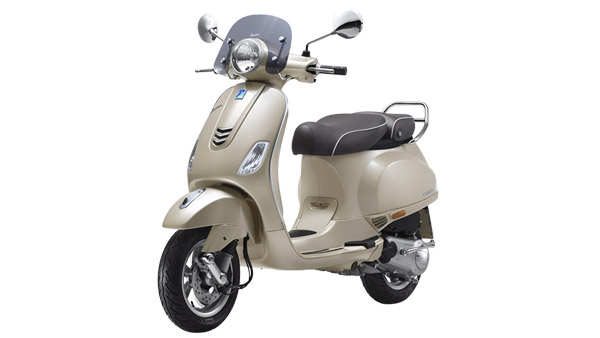 Vespa, Aprilia Reopen Dealerships: वेस्पा और अप्रीलिया के डिलरशिप खुले, उत्पादन भी शुरु