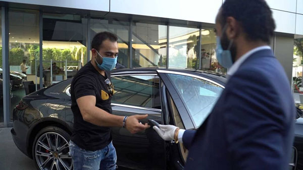 Virat Kohli's Brother Buys Porsche Panamera Turbo: विराट कोहली के भाई ने डीलरशिप खुलते ही खरीद ली करोड़ो की यह कार