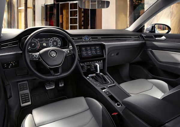 2021 Volkswagen Arteon Teaser: फॉक्सवैगन ने 2021 आर्टिऑन का टीजर किया जारी