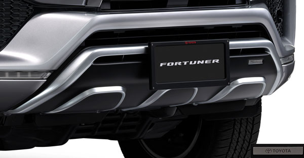 2021 Toyota Fortuner Official Accessories List: टोयोटा फॉर्च्यूनर की आधिकारिक एक्सेसरीज रेंज हुई पेश