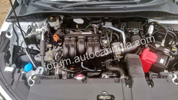 2020 Honda City Spied At Dealership: नई होंडा सिटी डीलरशिप पर पहुंचना हुई शुरू