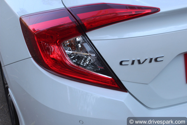 Honda Civic BS6 Diesel Bookings Open: होंडा सिविक बीएस6 डीजल वैरिएंट की प्री-लॉन्च बुकिंग हुई शुरु