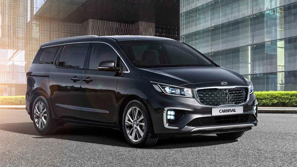 New Kia Carnival Teased: नई जनरेशन किया कार्निवल का टीजर आये सामने, देखें