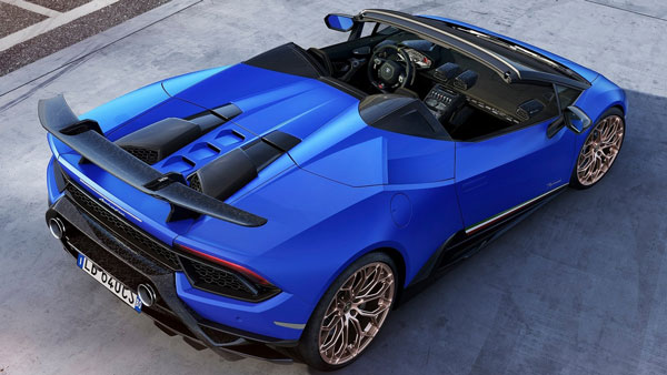 वैन से टक्कर में गवां दी करोड़ों की कार, खरीदी थी सिर्फ 20 मिनट पहले