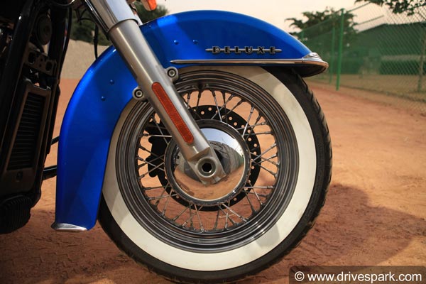 Tips For Max Mileage From Two-Wheelers: बढ़ाएं बाइक की माइलेज कम करें प्रदूषण, अपनाएं यह टीप्स