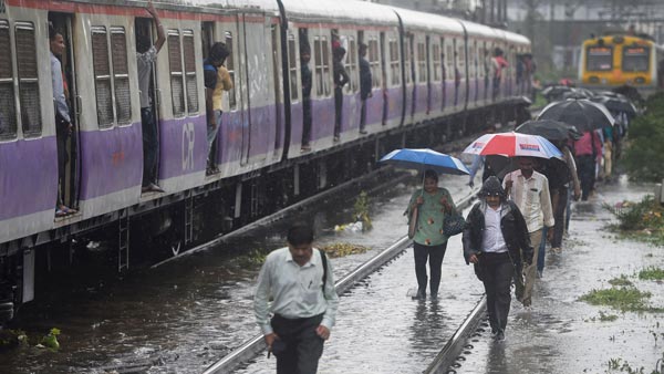 Railways Tatkal Ticket Booking Starts Today: रेलवे तत्काल टिकट बुकिंग शुरू कल से सफर शुरू