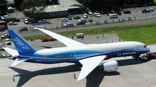 Aviation Ministry DirectsTo Operate 45% Flights: अब एयरलाइंस कंपनियां उड़ा सकती हैं 45% विमान