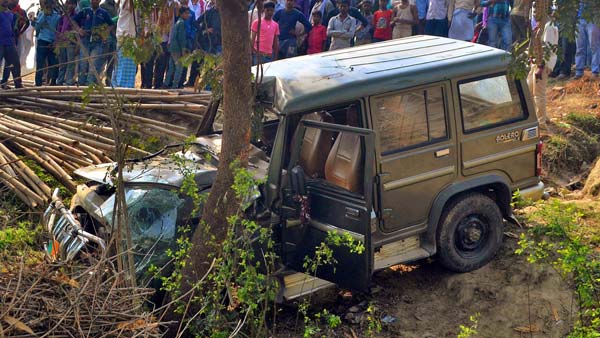 SUVs Are More Deadly Than Cars: कार के मुकाबले एसयूवी से जान को खतरा ज्यादा, बनावट है कारण SUVs Are More Deadly Than Cars: कार के मुकाबले एसयूवी से जान को खतरा ज्यादा, बनावट है कारण