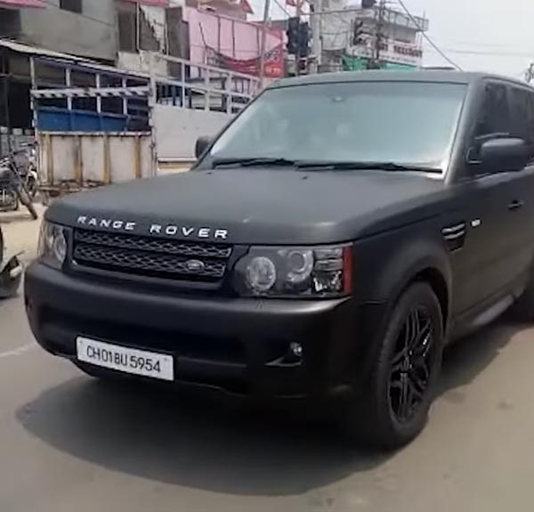 Punjabi Singer Caught With Tinted Windows On SUV: पंजाबी गायक सिधु मूसेवाला की कार का कटा चालान