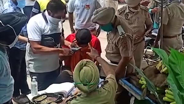 Punjabi Singer Caught With Tinted Windows On SUV: पंजाबी गायक सिधु मूसेवाला की कार का कटा चालान