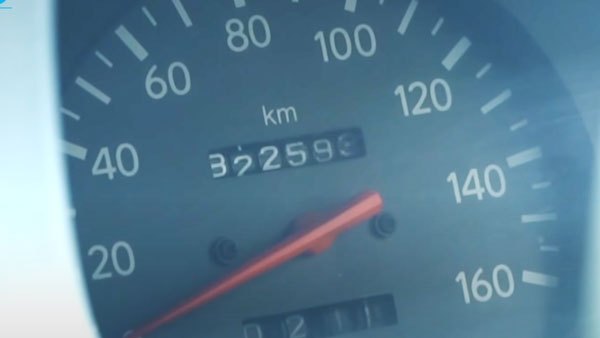 Toyota Qualis With 8 Lakh Km On Odometer: यह टोयोटा क्वालिस अब तक चलाई गई है 8 लाख किमी
