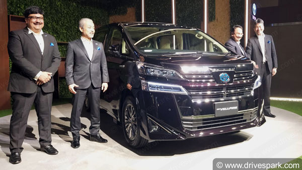 Toyota Vellfire & Camry Hybrid Price Hike: टोयोटा वेलफायर व कैमरी हाइब्रिड कीमत वृद्धि जुलाई