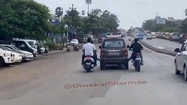 Car Towing Jugaad In Mumbai: भारत कार टोइंग जुगाड़ वीडियो Car Towing Jugaad In Mumbai: भारत कार टोइंग जुगाड़ वीडियो