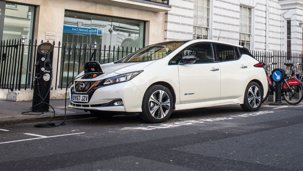 UK Offers Subsidy For Shifting To EVs: इलेक्ट्रिक वाहन खरीदने पर सब्सिडी ब्रिटेन 5 लाख रुपये जानकारी