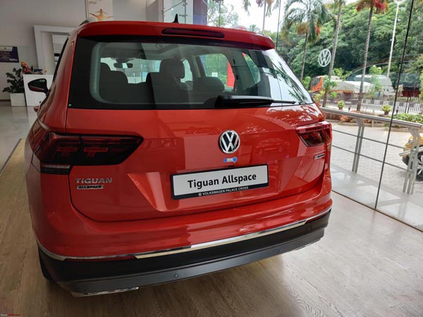 Volkswagen Tiguan Allspace Reaches Dealerships: फॉक्सवैगन टिगुआन ऑलस्पेस पहुंची डीलरशिप डिलीवरी जल्द जानकारी