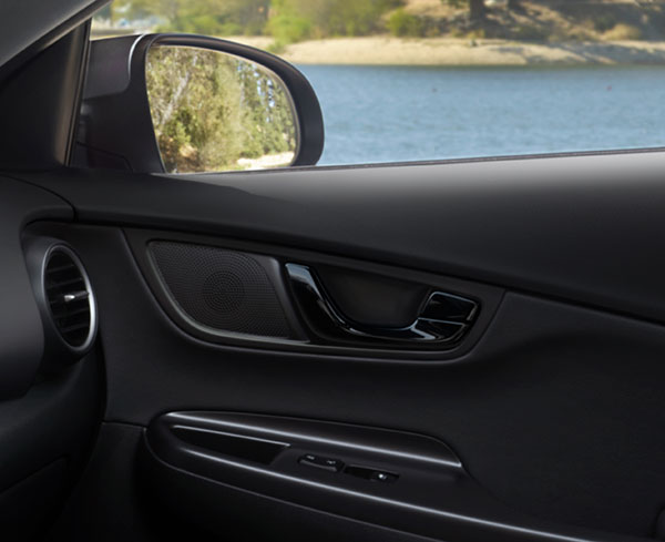 Hyundai Kona Night Edition Unveiled: हुंडई ने कोना नाईट एडिशन का किया खुलासा, जानें क्या हैं फीचर्स Hyundai Kona Night Edition Unveiled: हुंडई ने कोना नाईट एडिशन का किया खुलासा, जानें क्या हैं फीचर्स