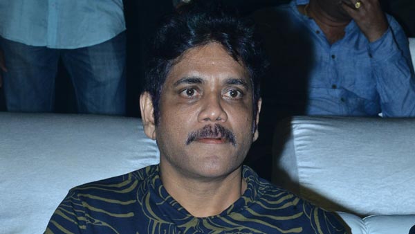 Actor Nagarjuna's Son Buys Toyota Vellfire: नागार्जुन खरीदी टोयोटा वेलफायर फोटो कीमत जानकारी